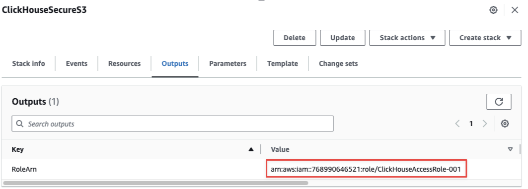 IAMロールARNを示すCloudFormationスタックの出力